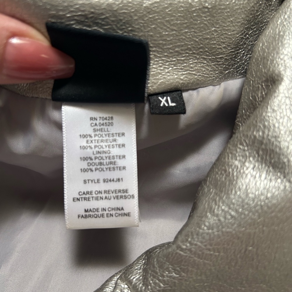 Sharon Young Faux Leather Metallic Silver Bomber Jacket - Picture 8 of 10